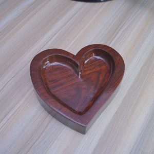 Wooden Heart Bowl for Concrete Art & Home Decor | Handmade Natural Wood Bowl in Pakistan – Zaibway for Concrete Art – Exclusive in Pakistan - Image 3